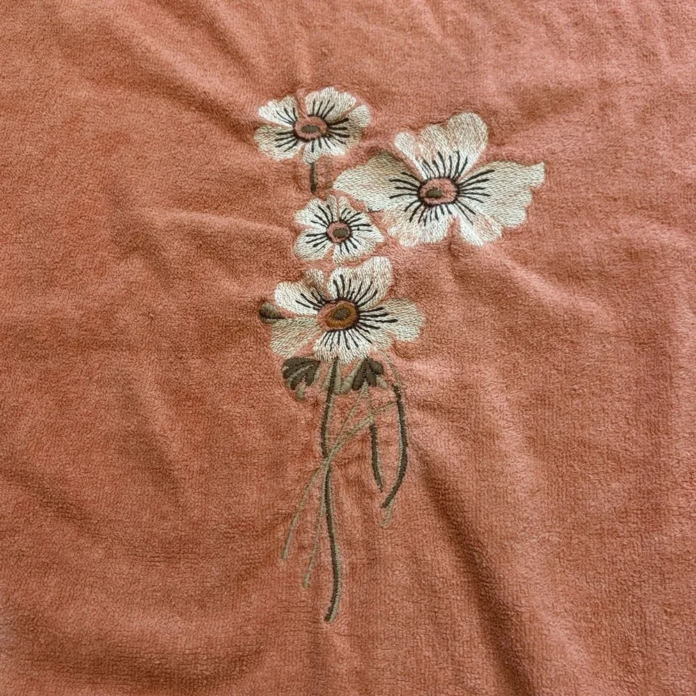 Vintage Lady Pepperell Bath Towel 23x43 Orange Floral MCM 1970s Cotton